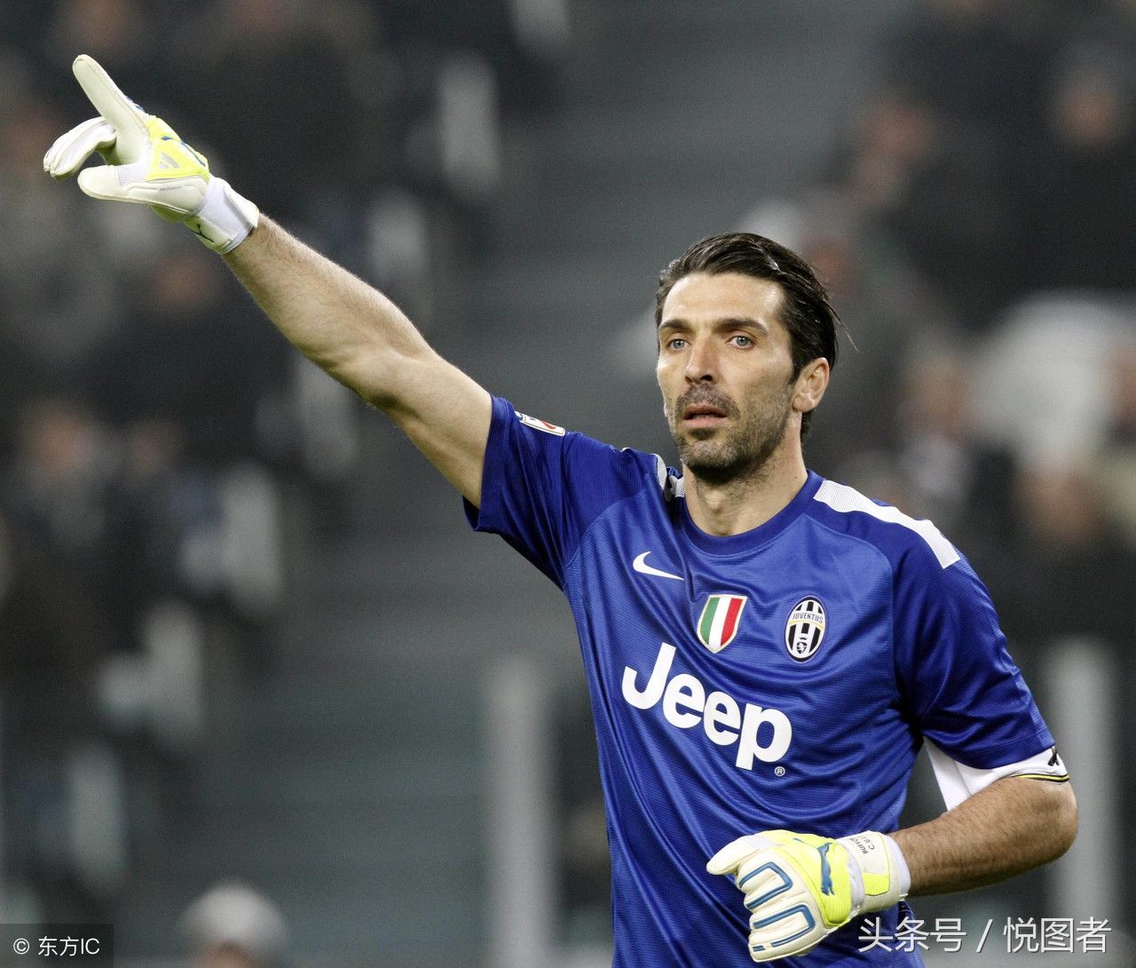 智能眼镜海报设计_监控行业海报设计案例